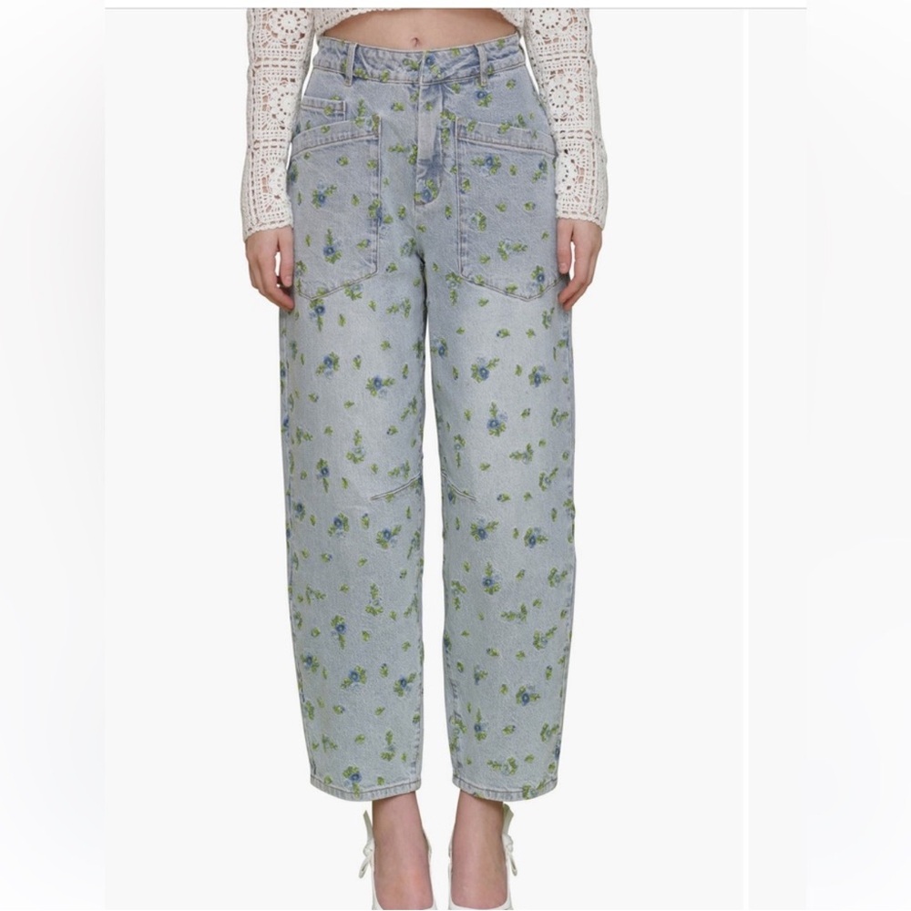 Avec Les Filles Floral Embroidered Relaxed Tapered Jeans New! size 30